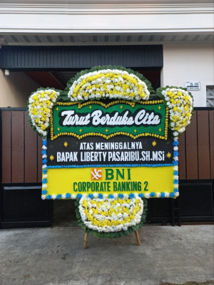 Papan Bunga Duka di Sangiang Jaya