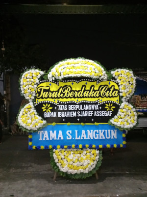 Papan Bunga Duka di Sangiang Jaya